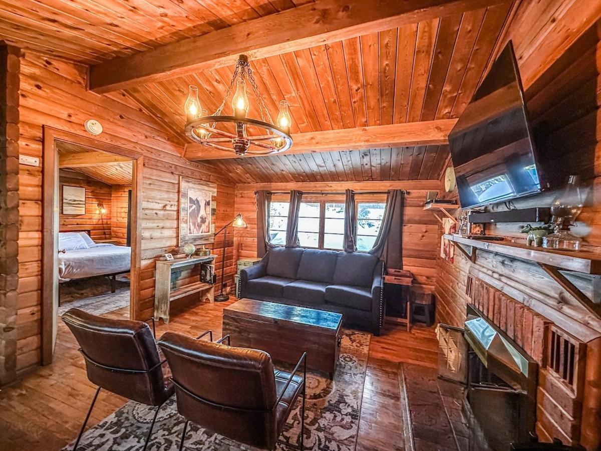 Village Vibes Deck And Bbq Duck Creek Village エクステリア 写真