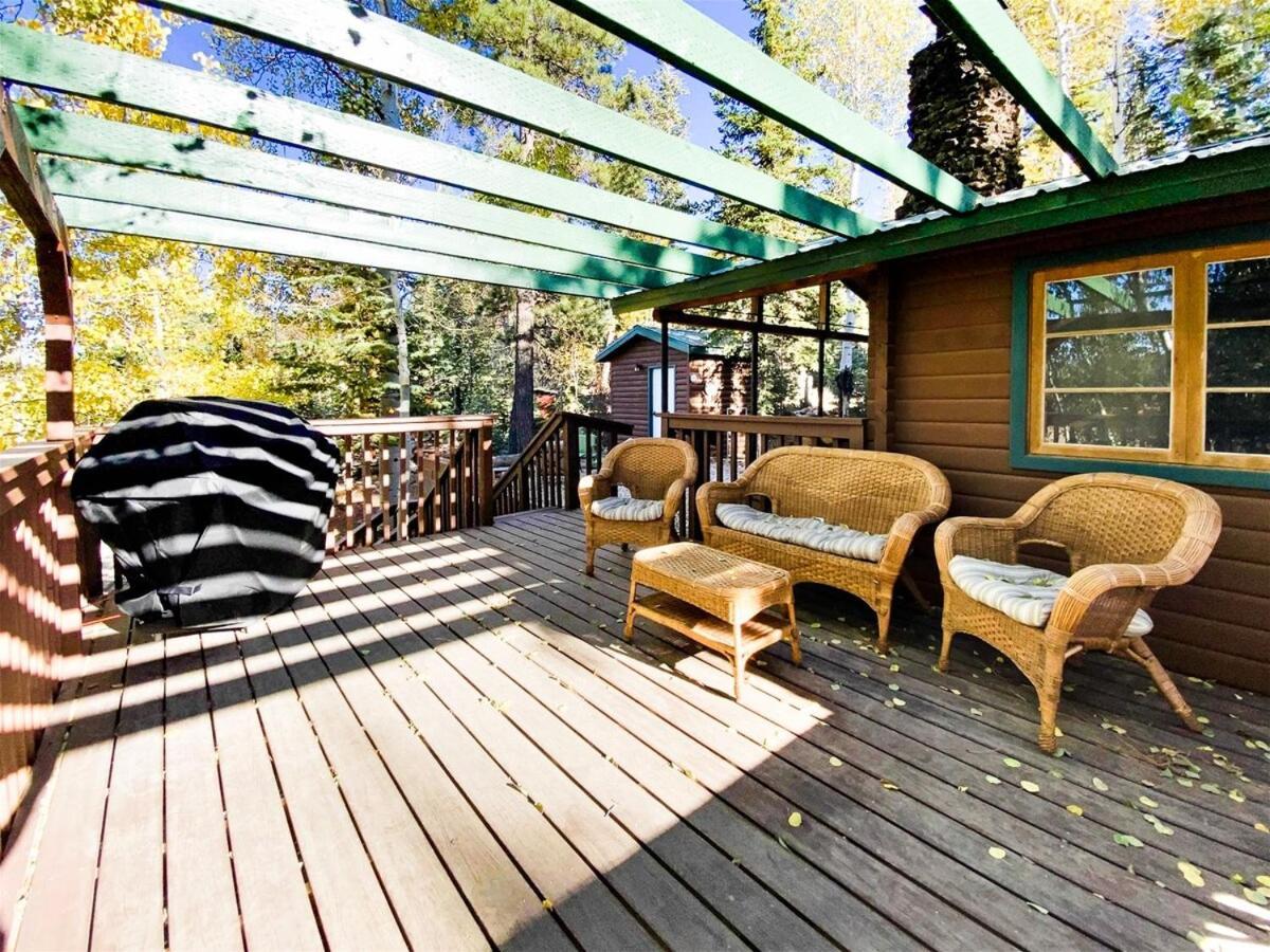 Village Vibes Deck And Bbq Duck Creek Village エクステリア 写真