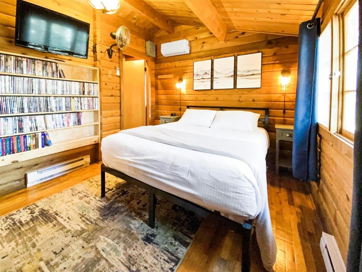 Village Vibes Deck And Bbq Duck Creek Village エクステリア 写真